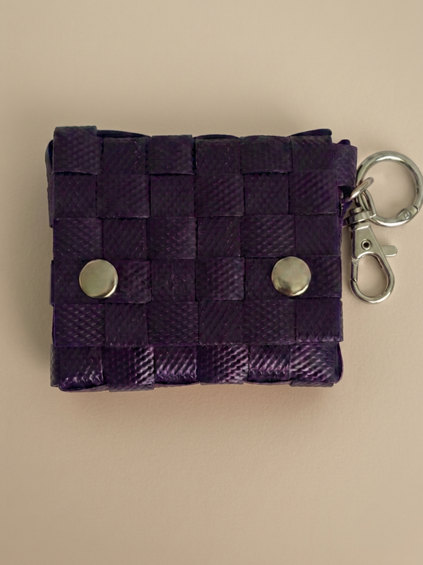 MONEDERO CHARM PÚRPURA